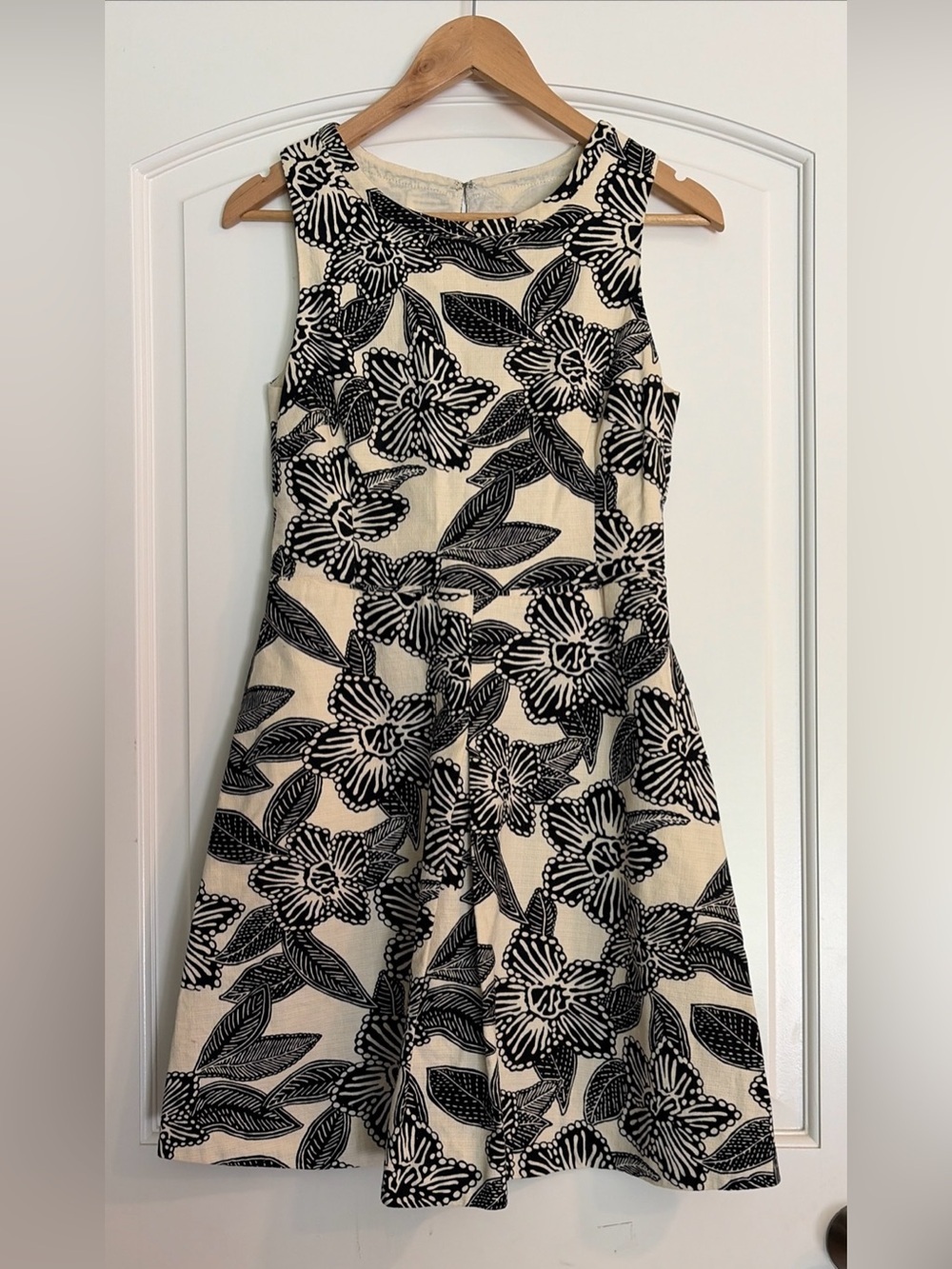 J. Crew Polynesian Floral Print Fit and Flare Sleeveless Cotton Dress Size 4